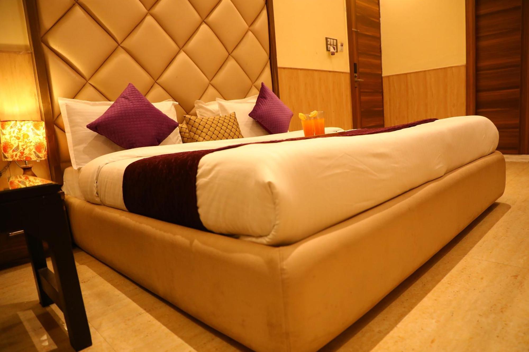Perfectstayz Premium @Harkipauri Road Haridwār Eksteriør billede