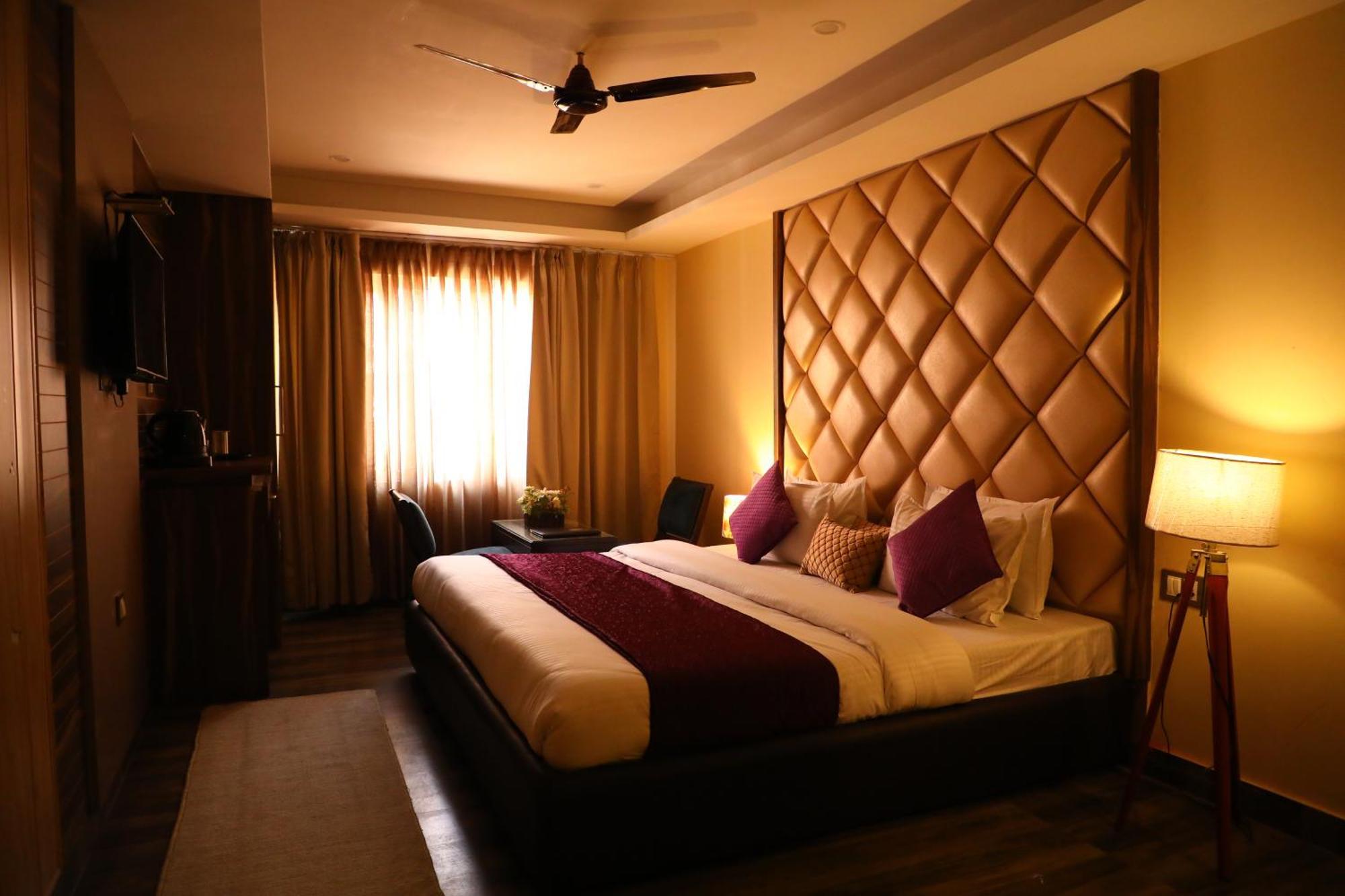Perfectstayz Premium @Harkipauri Road Haridwār Eksteriør billede