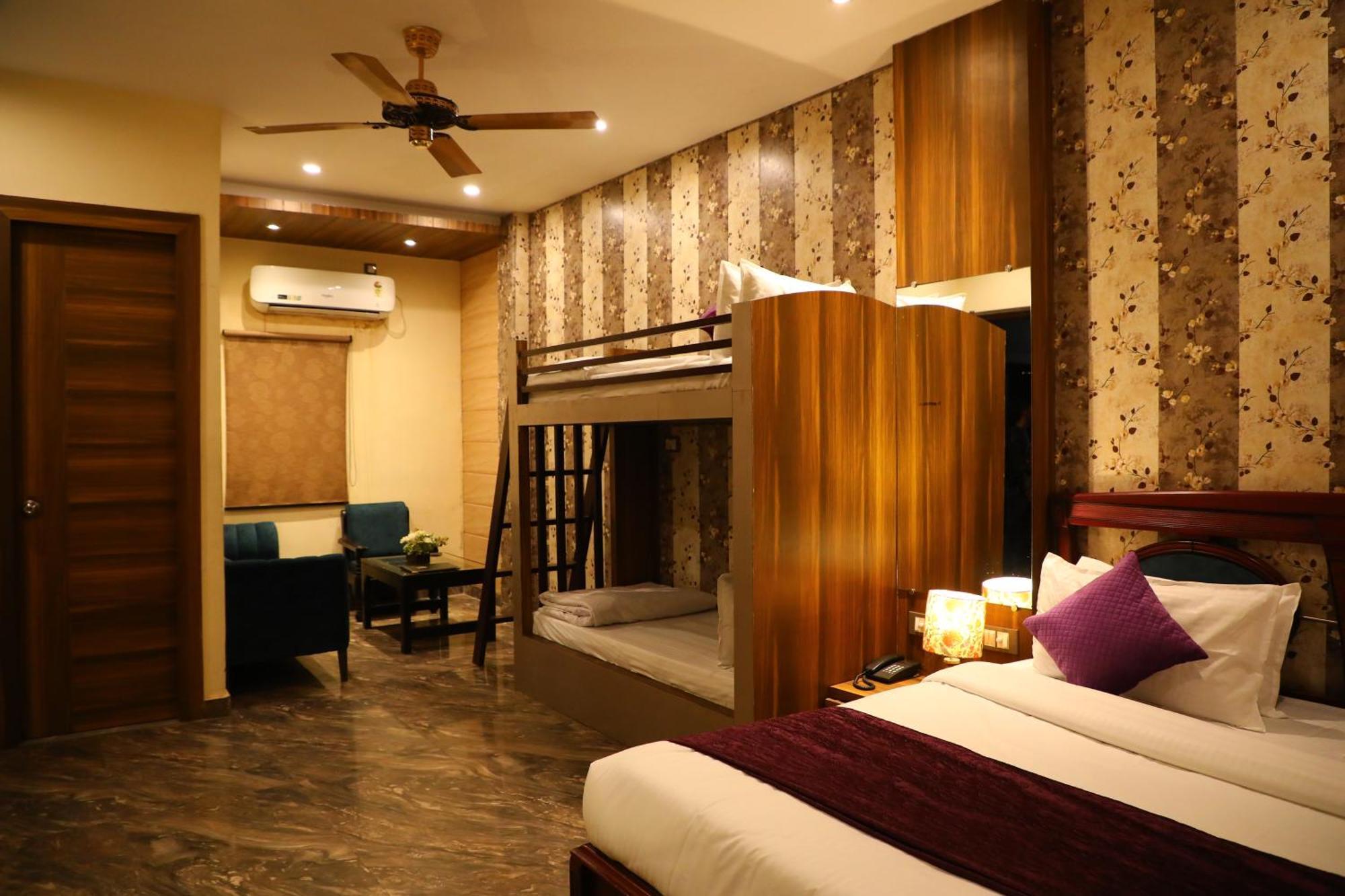 Perfectstayz Premium @Harkipauri Road Haridwār Eksteriør billede